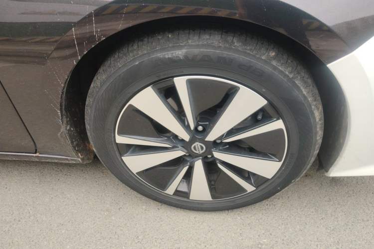 Used Nissan Teana 2019 2.0L XL Upper SmartDrive Version Right Front Wheel Hub