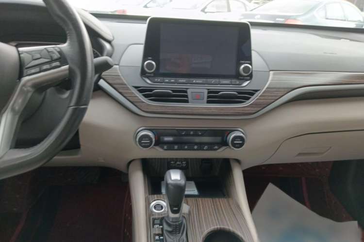Used Nissan Teana 2019 2.0T XV Prestige Edition Audio And AC Panel