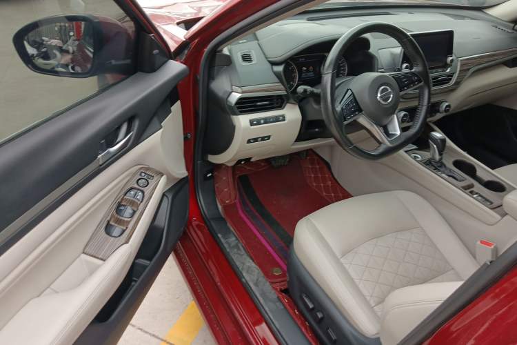 Used Nissan Teana 2019 2.0T XV Prestige Edition Driver Seat