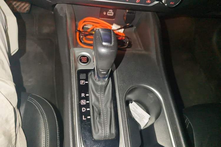Used Nissan Teana 2019 2.0L XL Comfort Edition Gear Lever