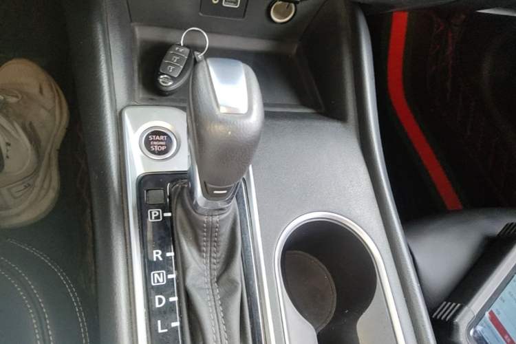 Used Nissan Teana 2019 2.0L XL Comfort Edition Gear Lever