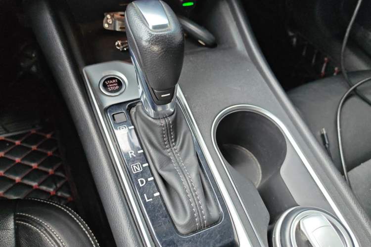 Used Nissan Teana 2019 2.0L XL Comfort Edition Gear Lever
