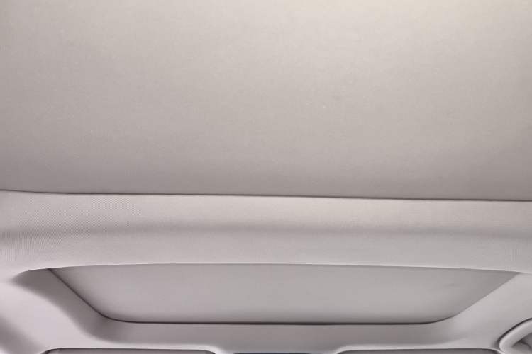 Used Nissan Teana 2019 2.0L XL Comfort Edition Headliner