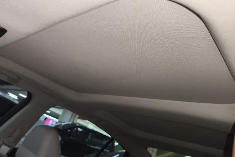 Used Nissan Teana 2019 2.0T XV Prestige Edition Headliner