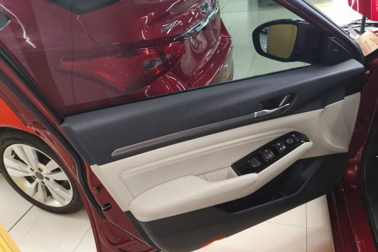 Used Nissan Teana 2019 2.0T XV Prestige Edition Left Front Door Interior