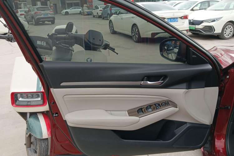 Used Nissan Teana 2019 2.0T XV Prestige Edition Left Front Door Interior