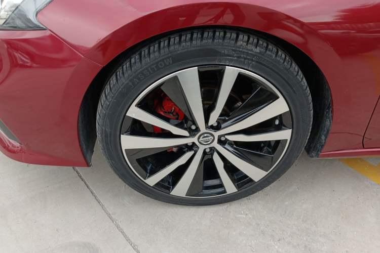 Used Nissan Teana 2019 2.0T XV Prestige Edition Left Front Wheel Hub