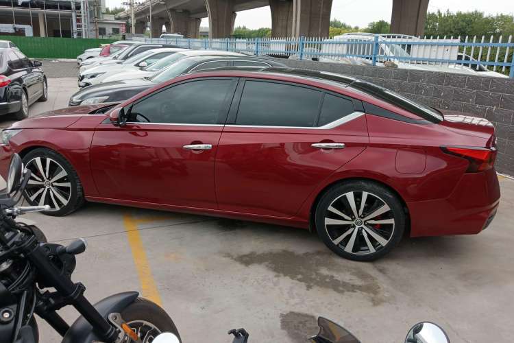 Used Nissan Teana 2019 2.0T XV Prestige Edition Left Side