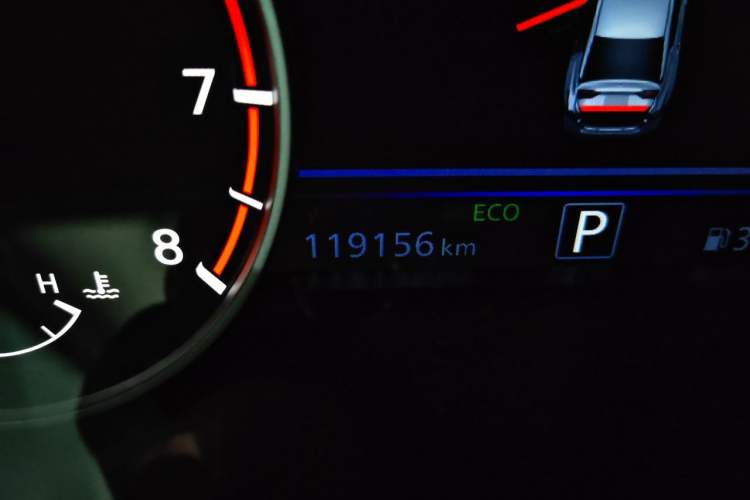 Used Nissan Teana 2019 2.0T XL Upper Smart Enjoyment Version Odometer Close Up