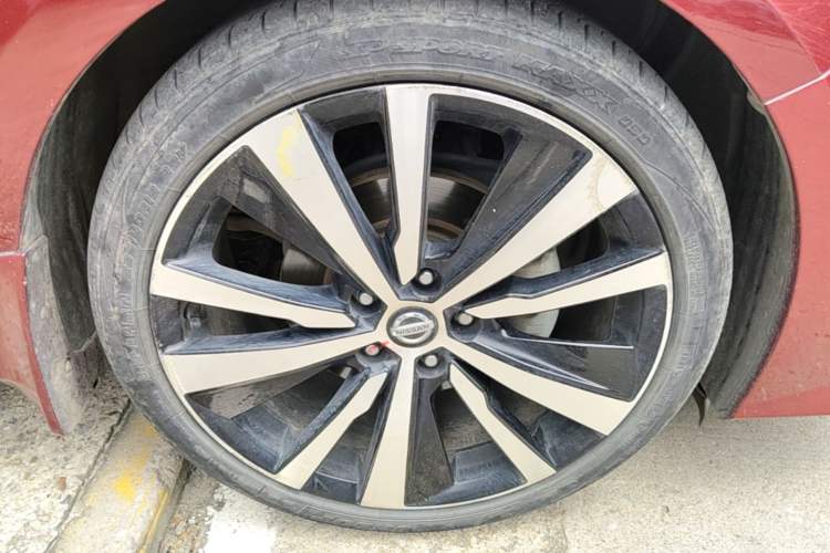 Used Nissan Teana 2019 2.0T XV AD1 Prestige Navigation Edition Right Front Wheel Hub