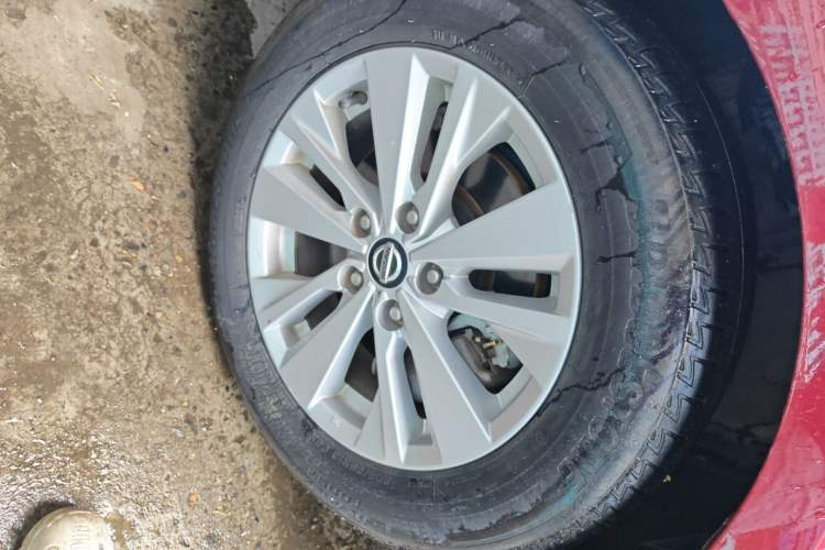 Used Nissan Teana 2019 2.0L XL Comfort Edition Right Front Wheel Hub