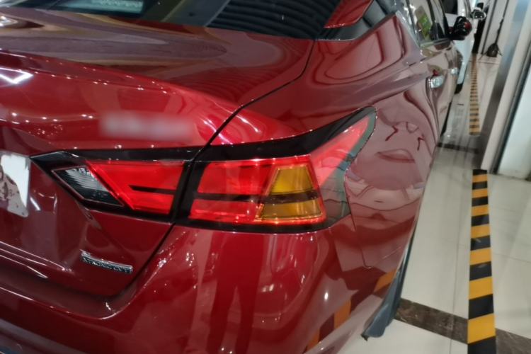 Used Nissan Teana 2019 2.0L XL Comfort Edition Right Rear Taillight