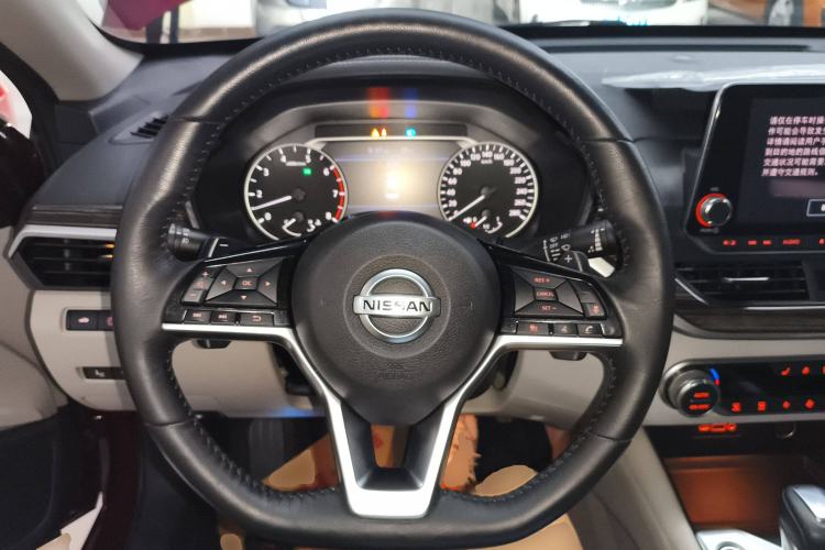 Used Nissan Teana 2019 2.0T XV Prestige Edition Steering Wheel
