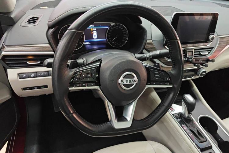 Used Nissan Teana 2019 2.0T XV Prestige Edition Steering Wheel