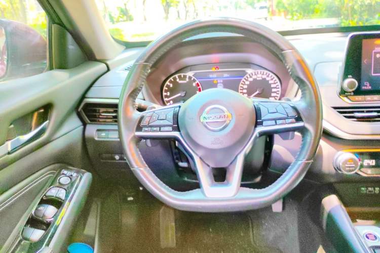 Used Nissan Teana 2019 2.0T XL Upper Smart Enjoyment Version Steering Wheel