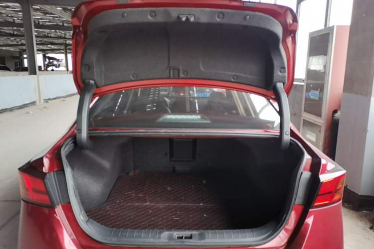 Used Nissan Teana 2019 2.0L XL Upper SmartDrive Version Trunk