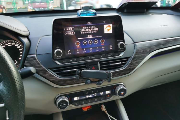 Used Nissan Teana 2019 2.0T XV AD1 Prestige Navigation Edition Audio And AC Panel