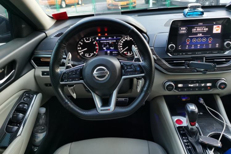 Used Nissan Teana 2019 2.0T XV AD1 Prestige Navigation Edition Steering Wheel