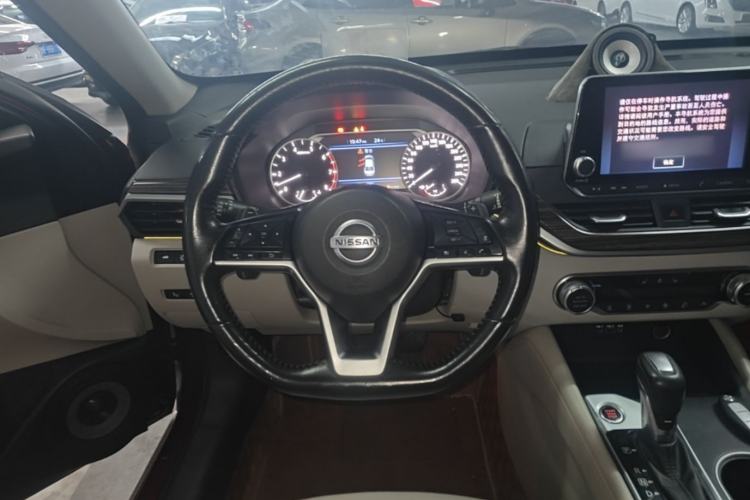 Used Nissan Teana 2019 2.0T XV Prestige Edition Steering Wheel