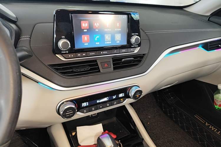 Used Nissan Teana 2019 2.0L XL Comfort Edition Audio And AC Panel