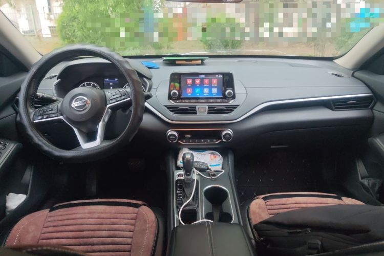 Used Nissan Teana 2019 2.0L XL Comfort Edition Center Console