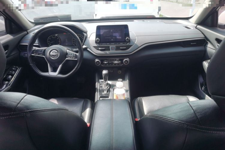 Used Nissan Teana 2019 2.0L XL Upper SmartDrive Version Center Console