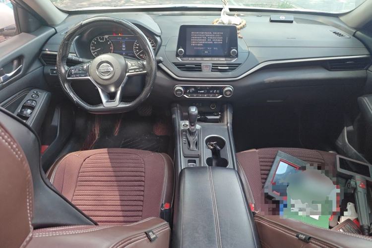 Used Nissan Teana 2019 2.0L XL Upper SmartDrive Version Center Console