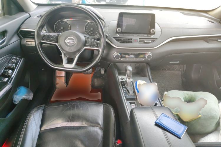 Used Nissan Teana 2019 2.0L XL Upper SmartDrive Version Center Console