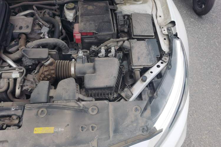 Used Nissan Teana 2019 2.0L XL Upper SmartDrive Version Engine Bay Left