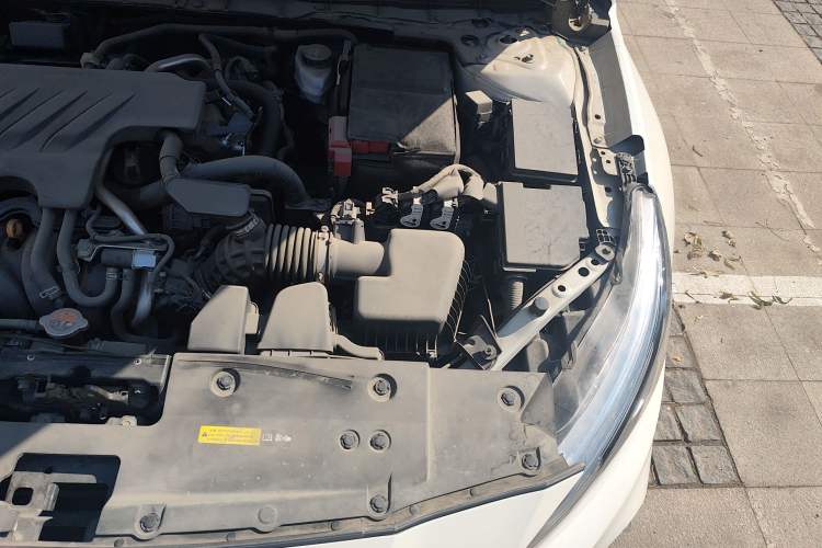 Used Nissan Teana 2019 2.0L XL Comfort Edition Engine Bay Left