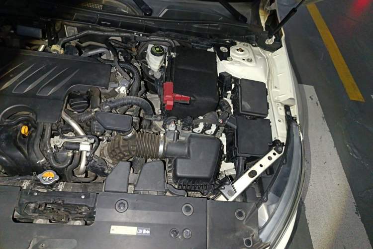 Used Nissan Teana 2019 2.0L XL Comfort Edition Engine Bay Left