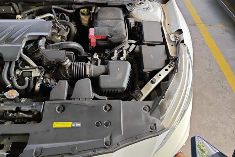 Used Nissan Teana 2019 2.0L XL Upper SmartDrive Version Engine Bay Left