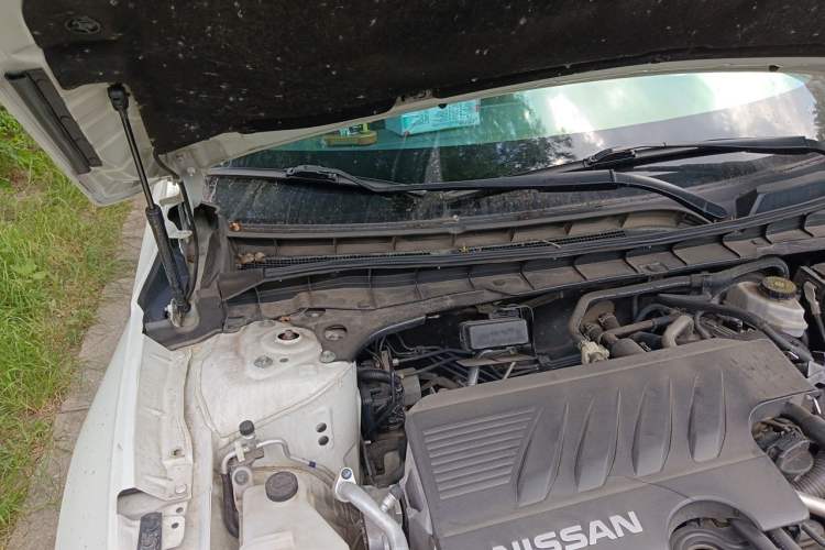 Used Nissan Teana 2019 2.0L XL Comfort Edition Engine Bay Right