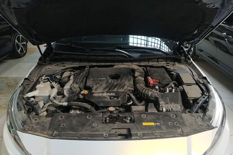 Used Nissan Teana 2019 2.0T XL Upper Smart Enjoyment Version Engine Bay