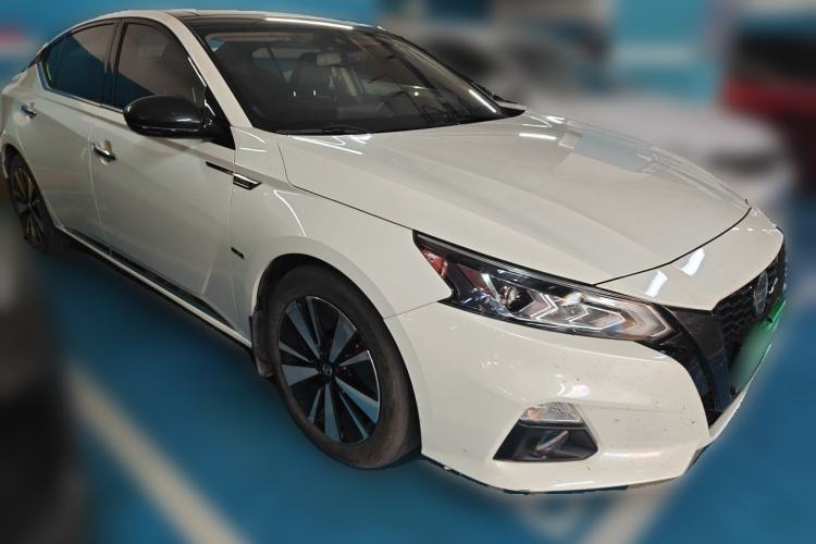 Used Nissan Teana 2019 2.0L XL Upper SmartDrive Version Front Right 45 Deg