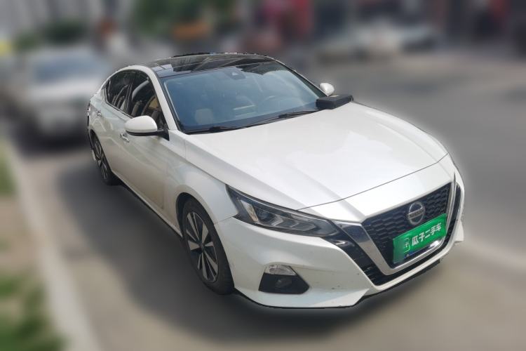 Used Nissan Teana 2019 2.0L XL Upper SmartDrive Version Front Right 45 Deg