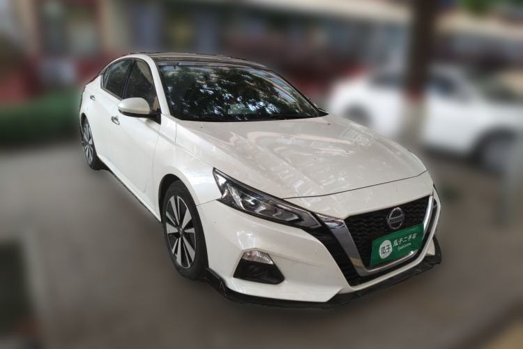 Used Nissan Teana 2019 2.0L XL Upper SmartDrive Version Front Right 45 Deg
