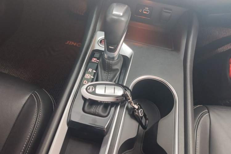 Used Nissan Teana 2019 2.0L XL Comfort Edition Gear Lever