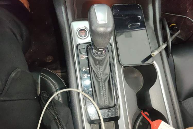 Used Nissan Teana 2019 2.0L XL Comfort Edition Gear Lever