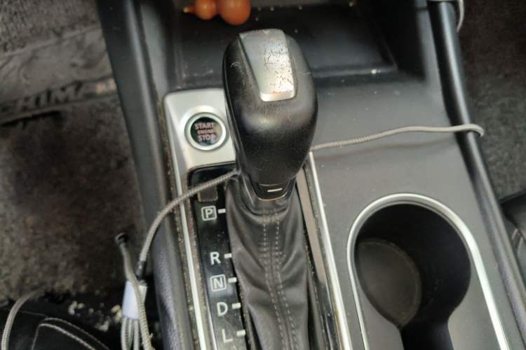 Used Nissan Teana 2019 2.0L XL Comfort Edition Gear Lever