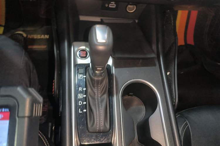 Used Nissan Teana 2019 2.0L XL Comfort Edition Gear Lever