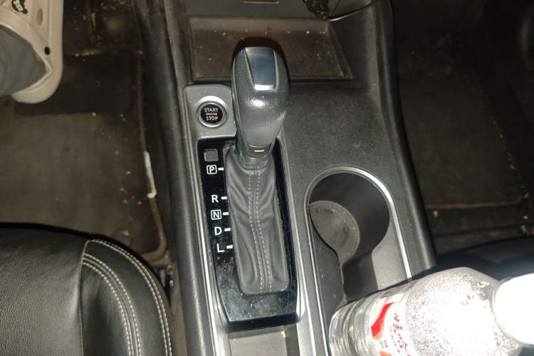 Used Nissan Teana 2019 2.0L XL Comfort Edition Gear Lever