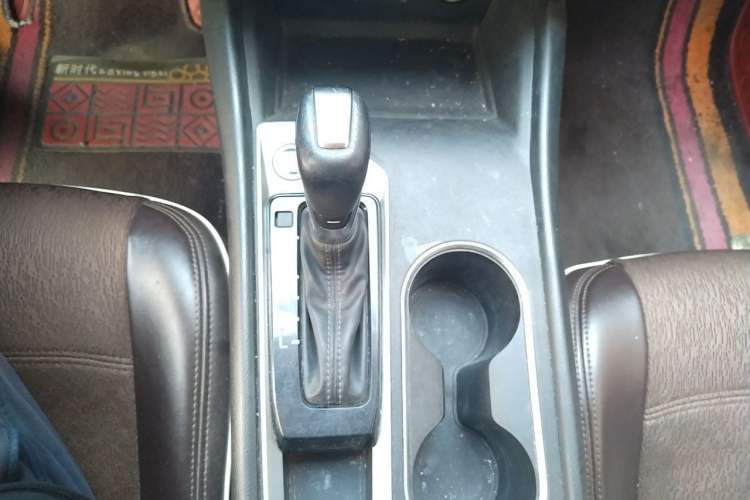 Used Nissan Teana 2019 2.0L XL Comfort Edition Gear Lever