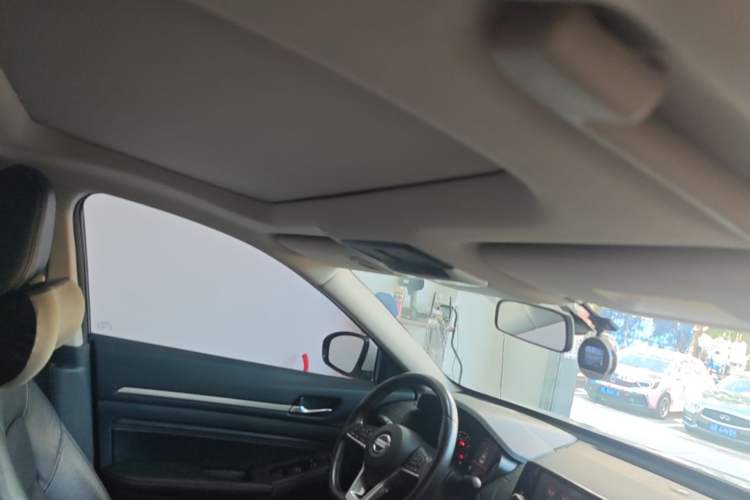Used Nissan Teana 2019 2.0L XL Comfort Edition Headliner