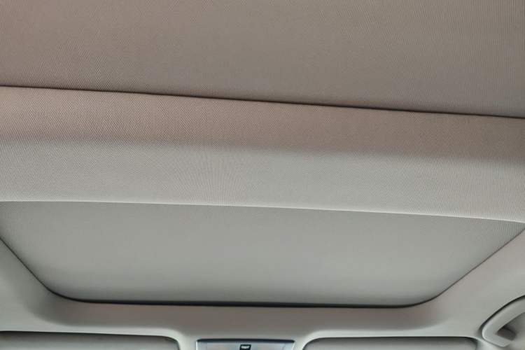 Used Nissan Teana 2019 2.0L XL Comfort Edition Headliner
