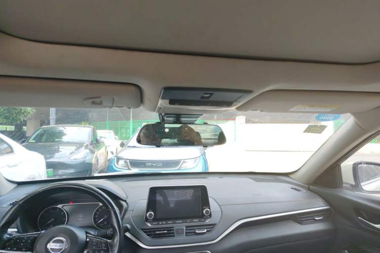 Used Nissan Teana 2019 2.0L XL Upper SmartDrive Version Headliner