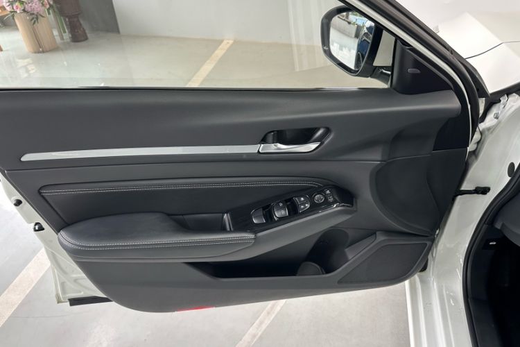 Used Nissan Teana 2019 2.0T XL Upper Smart Enjoyment Version Interior 12