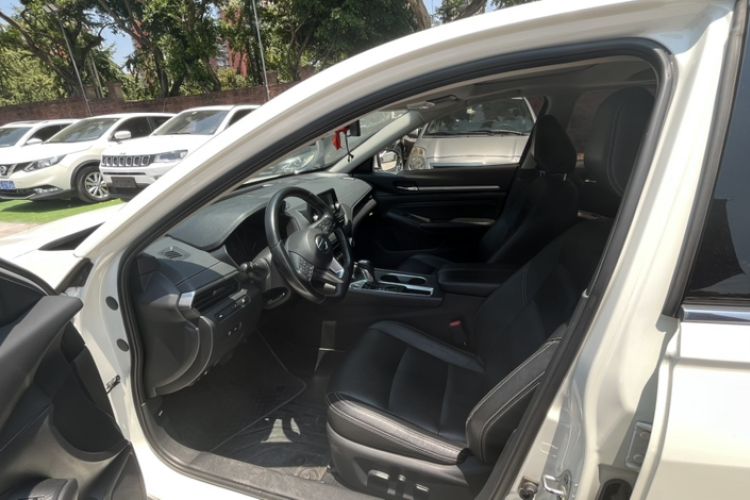 Used Nissan Teana 2019 2.0L XL Comfort Edition Interior 2