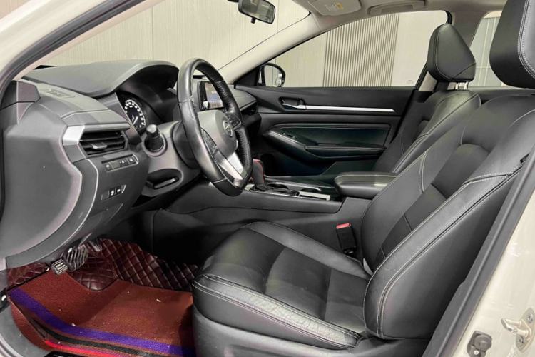 Used Nissan Teana 2019 2.0L XL Comfort Edition Interior 3