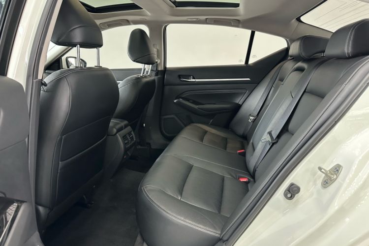 Used Nissan Teana 2019 2.0T XL Upper Smart Enjoyment Version Interior 8